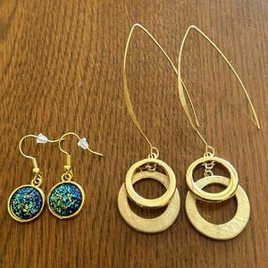 Elegant Gold and Blue Women's Earrings Set